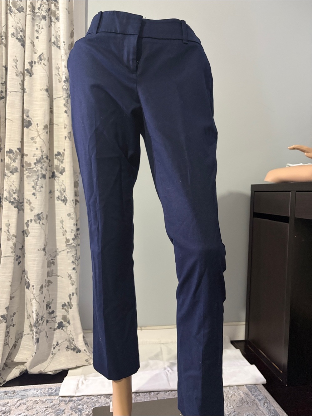 Ann Taylor Factory Navy Cropped Dress Pants